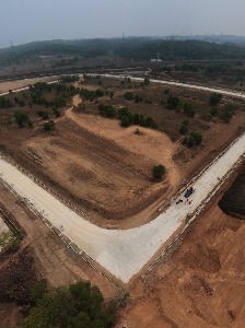 Pembangunan Jalan dan Drainase ROW 24 Artha Industrial Hill
